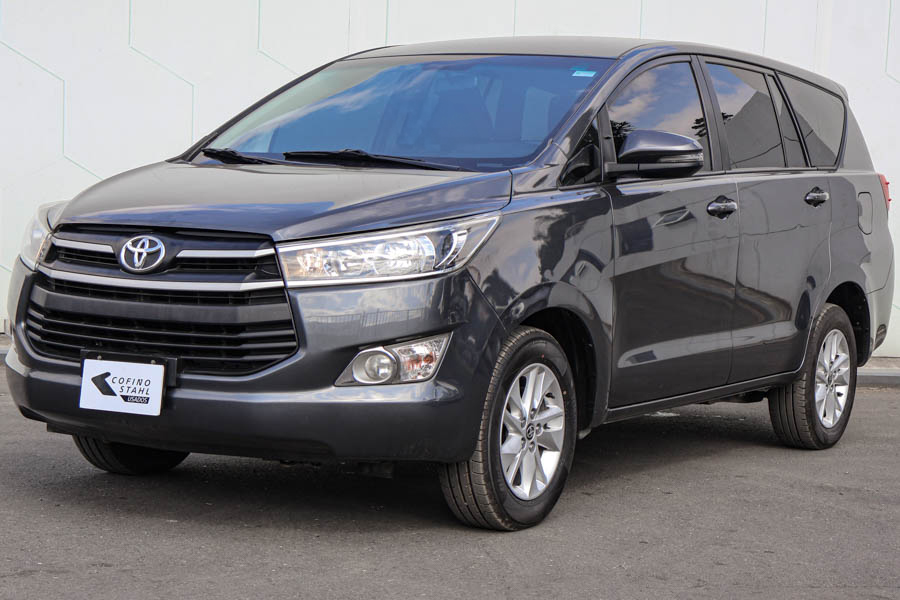 TOYOTA INNOVA 2023 - 3398